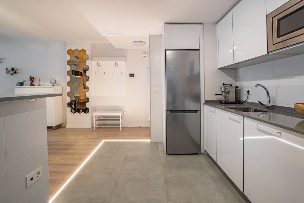 Beautiful Rooftop Pool 3bed Apartment