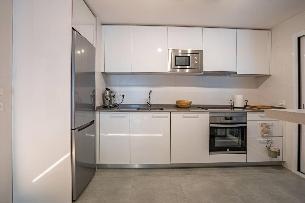 Apartment Beautiful Rooftop Pool 3bed *
